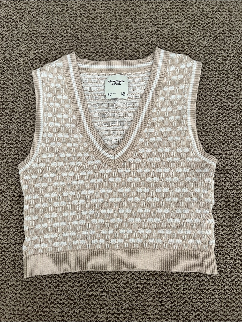 Abercrombie sweater vest top